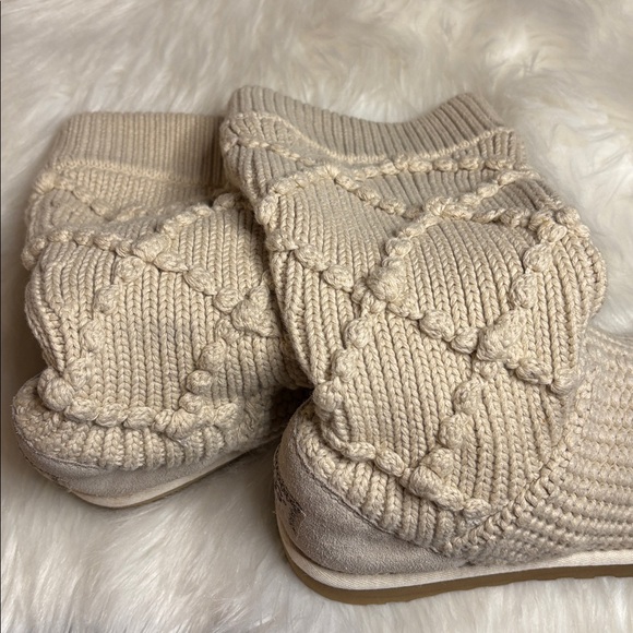 UGG Argyle Knit Tall Sweater Boots sz 7 in Cream - Picture 4 of 8